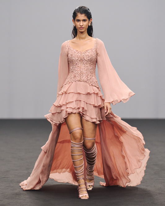 Look 10