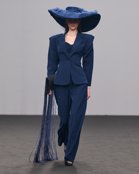 Look 19